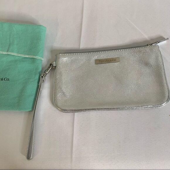 Tiffany & Co. wristlet - Silver - New - Picture 2 of 8
